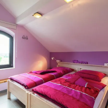 Spacious Villa in Bullingen with Garden Villa
