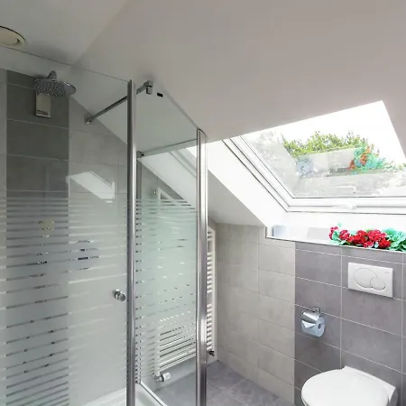 Villa Classy Villa In B Llingen With High Fens And Town Of Spa Nearby